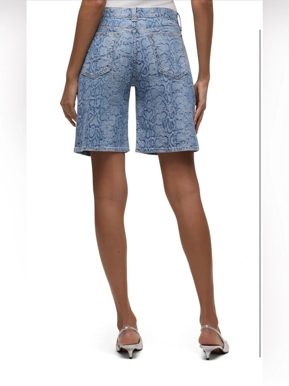 Hudson London Low Rise Long Short Snake Print “Venom” Denim Shorts Size 26 NWT
